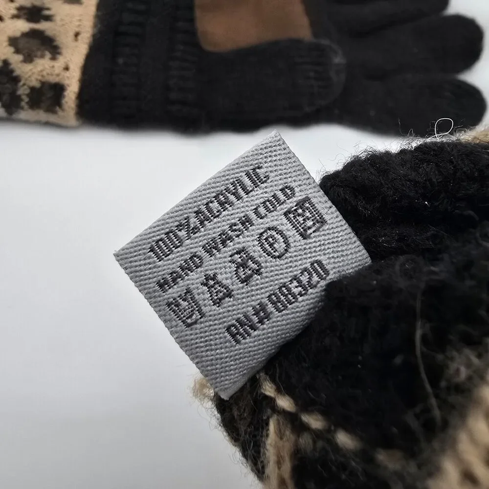CC Exclusive Gloves Womens Black Leopard Cheetah Fleece Fur Lined Touch Screen